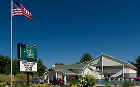 Sierra Sands Family Lodge